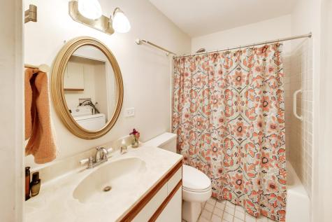 1501 Oak Avenue Evanston IL 60201