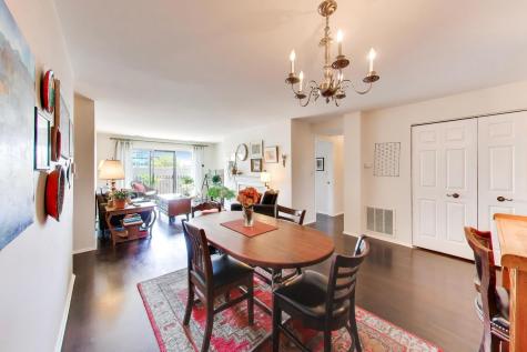 1501 Oak Avenue Evanston IL 60201