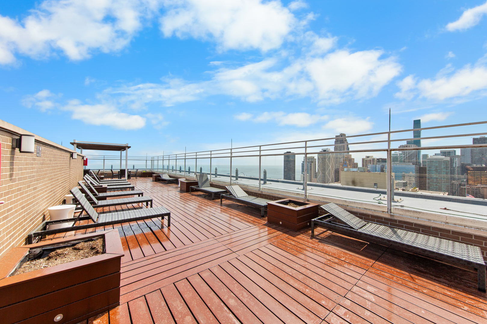 260 East Chestnut Street Chicago IL 60611