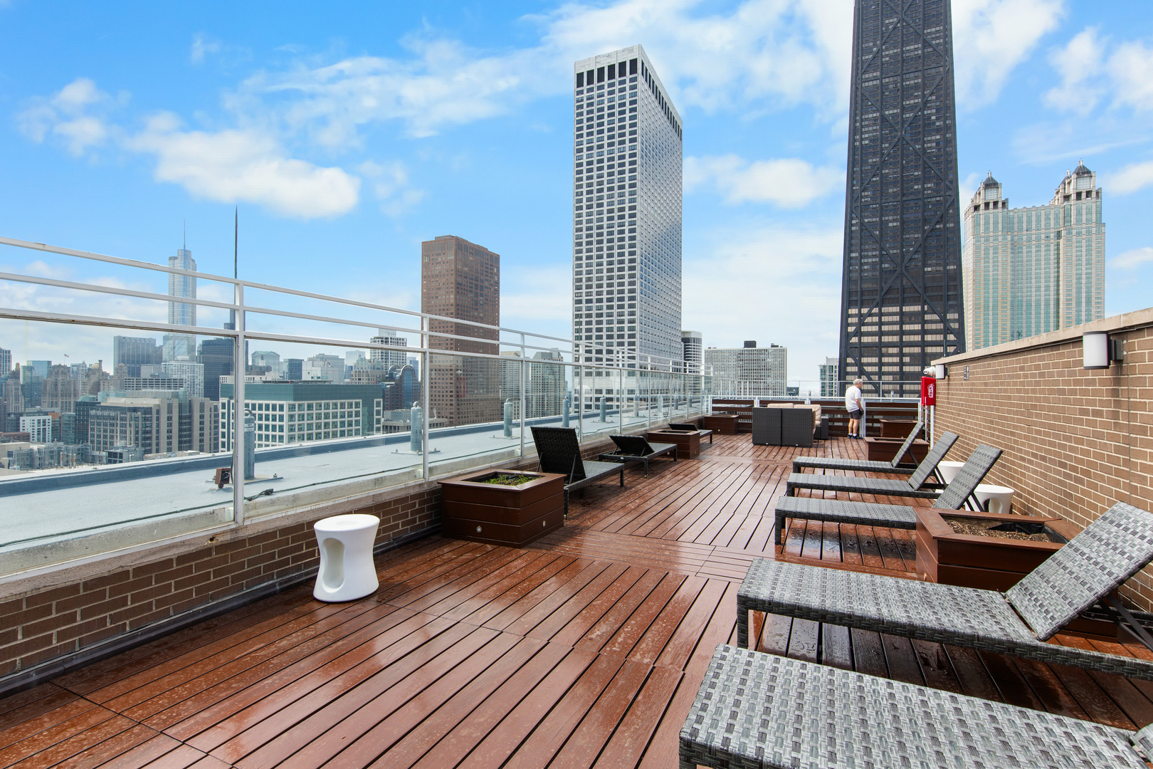 260 East Chestnut Street Chicago IL 60611