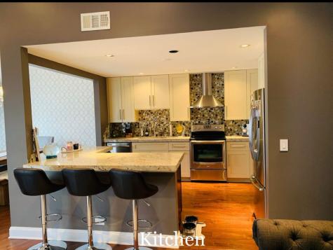 1404 Plum Court Mount Prospect IL 60056