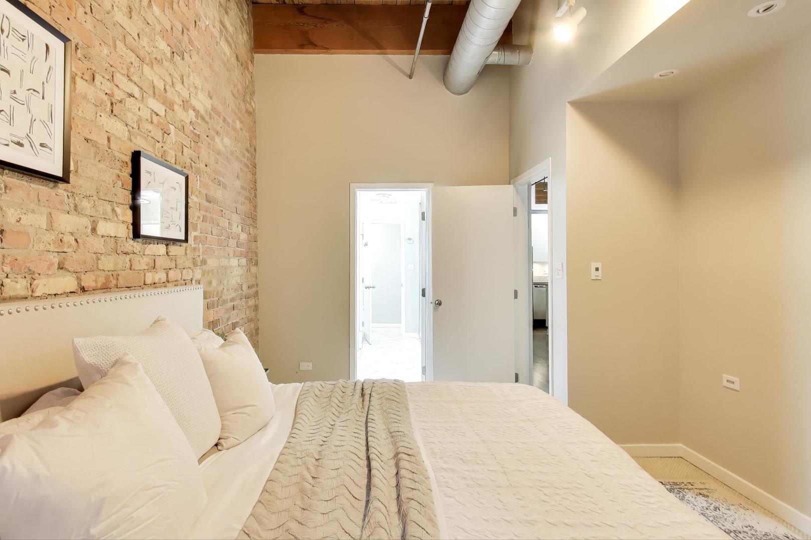 300 West Grand Avenue Chicago IL 60654