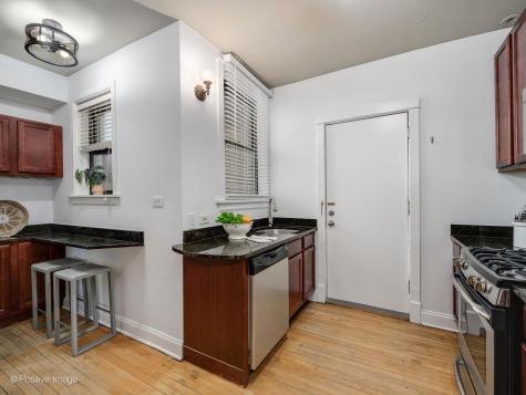 1310 West Montrose Avenue Chicago IL 60613