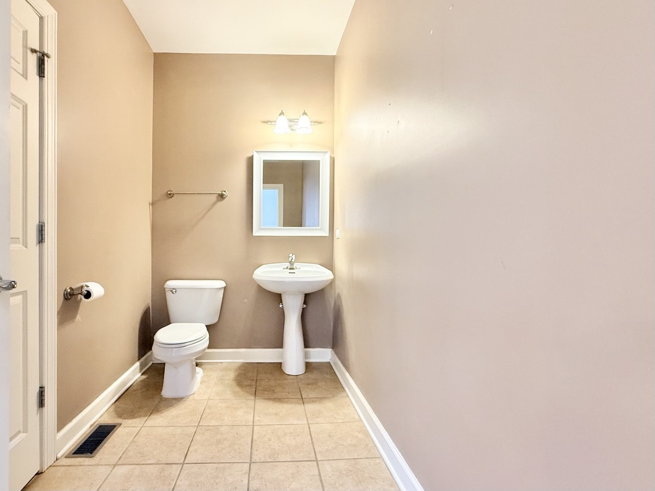 930 Case Street Naperville IL 60563