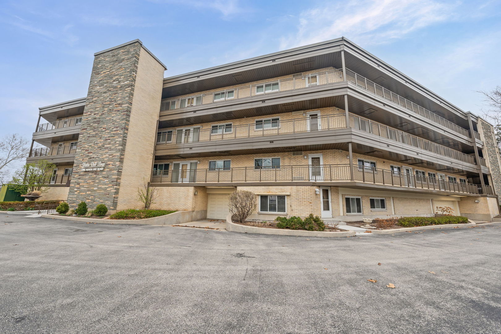 1 North Dee Road Park Ridge IL 60068