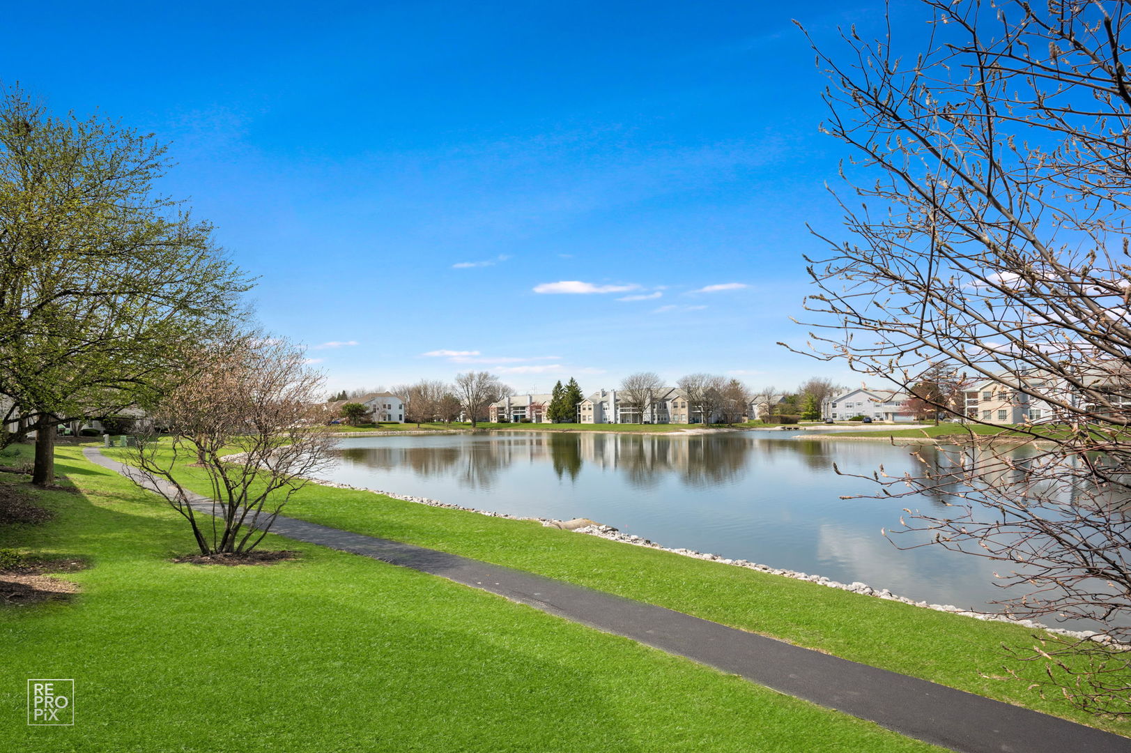 1827 Golden Gate Lane Naperville IL 60563