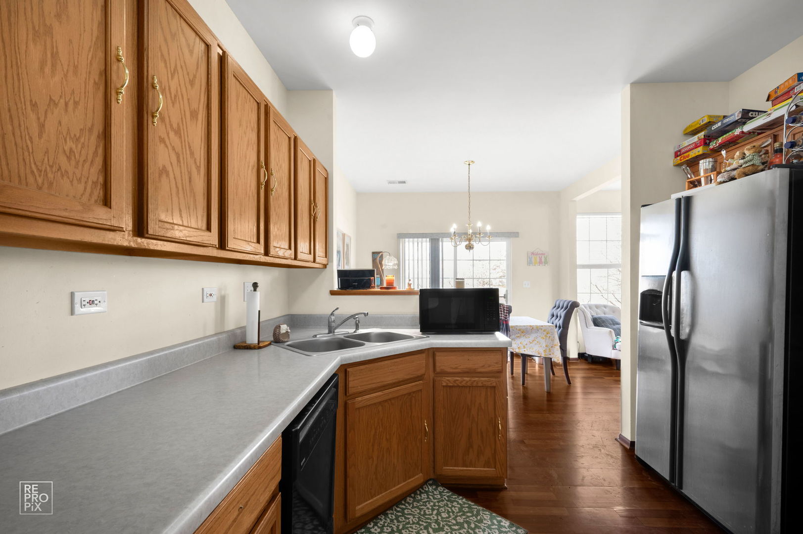 1827 Golden Gate Lane Naperville IL 60563