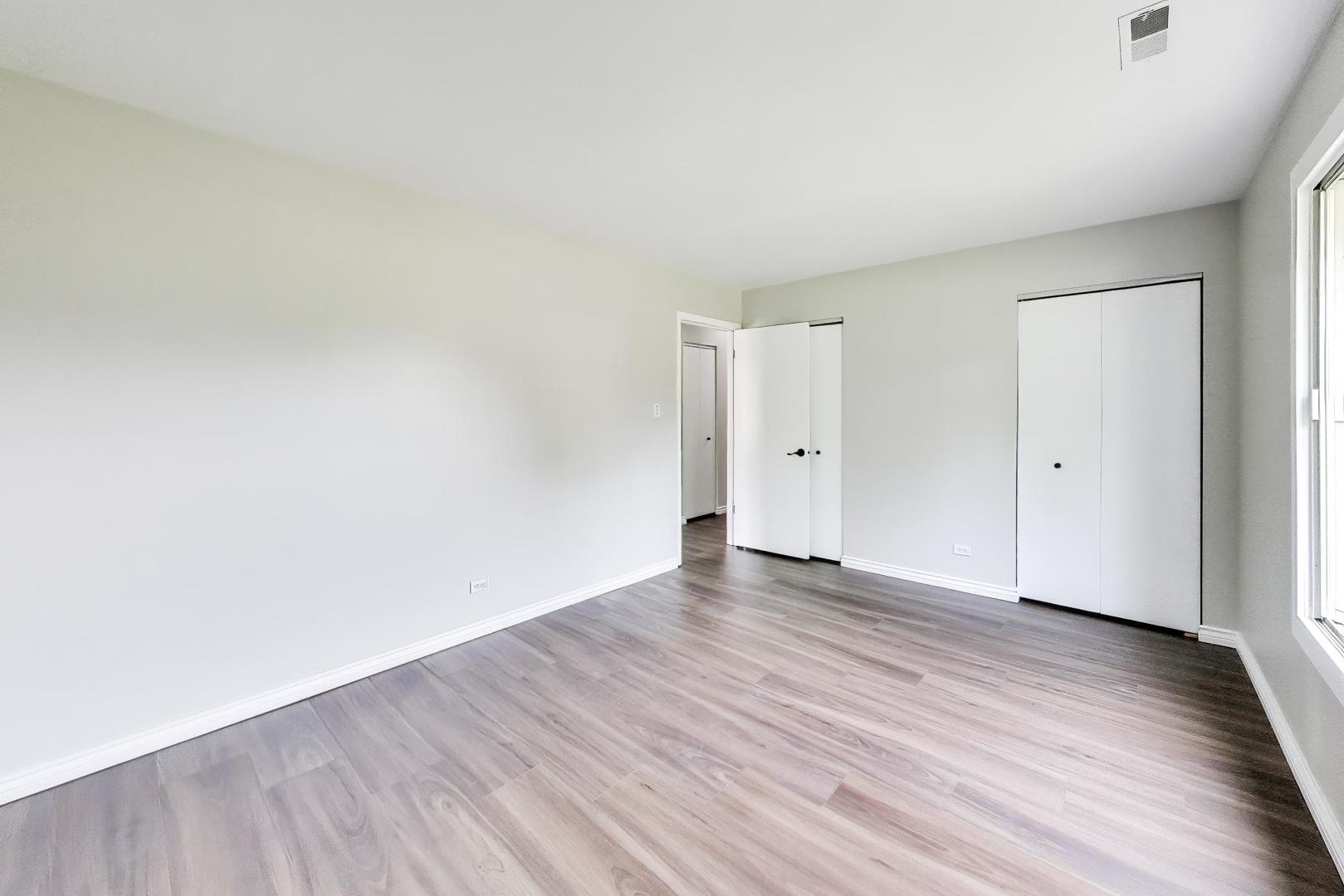 1720 Lakecliffe Drive Wheaton IL 60189
