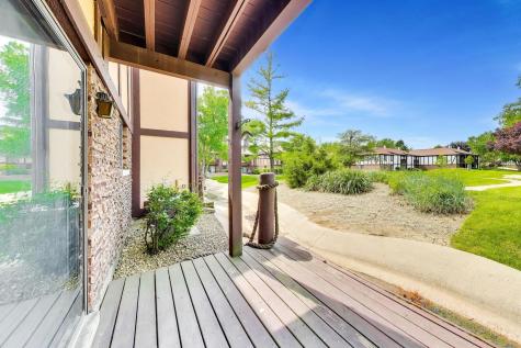 1720 Lakecliffe Drive Wheaton IL 60189