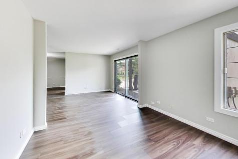 1720 Lakecliffe Drive Wheaton IL 60189