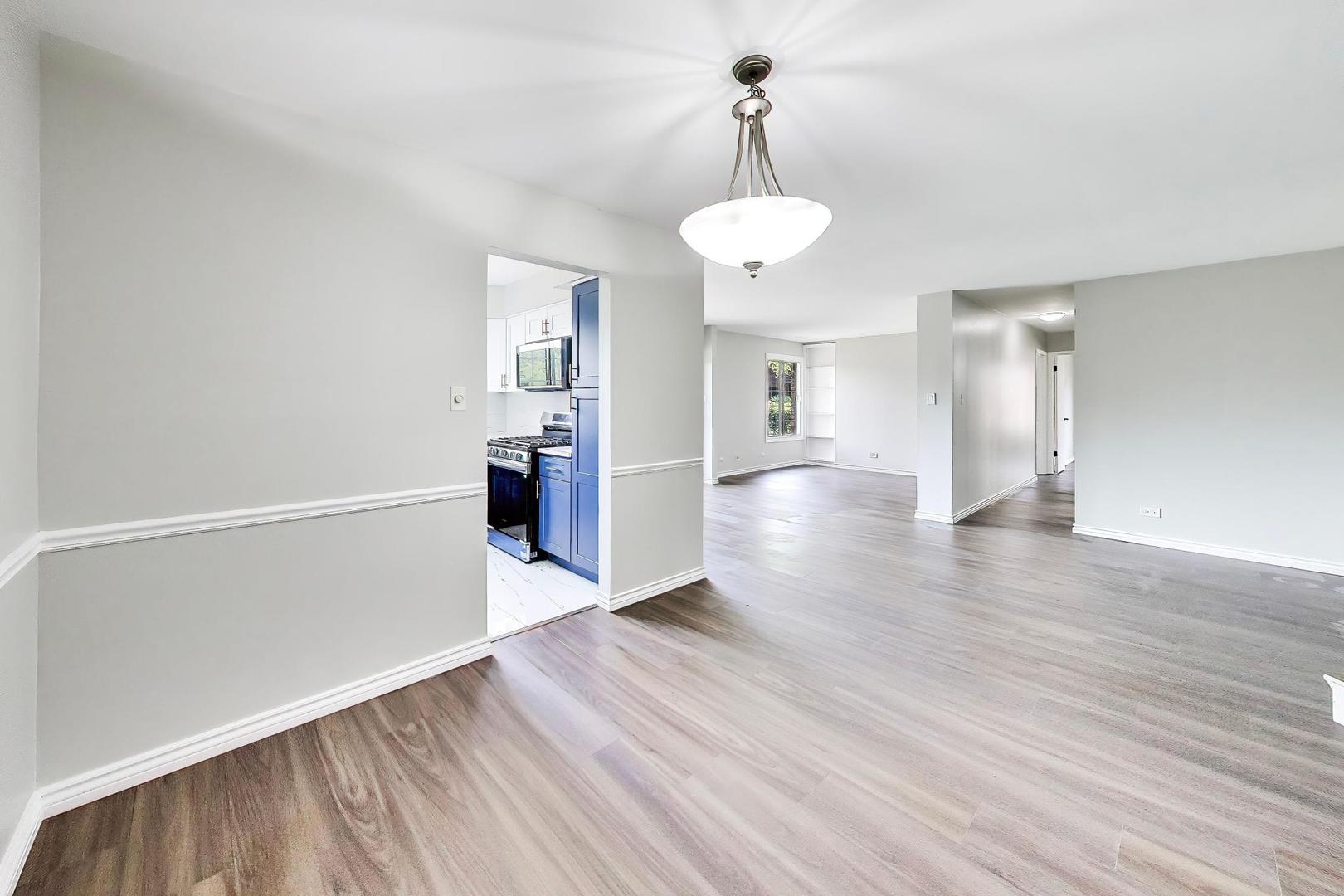 1720 Lakecliffe Drive Wheaton IL 60189