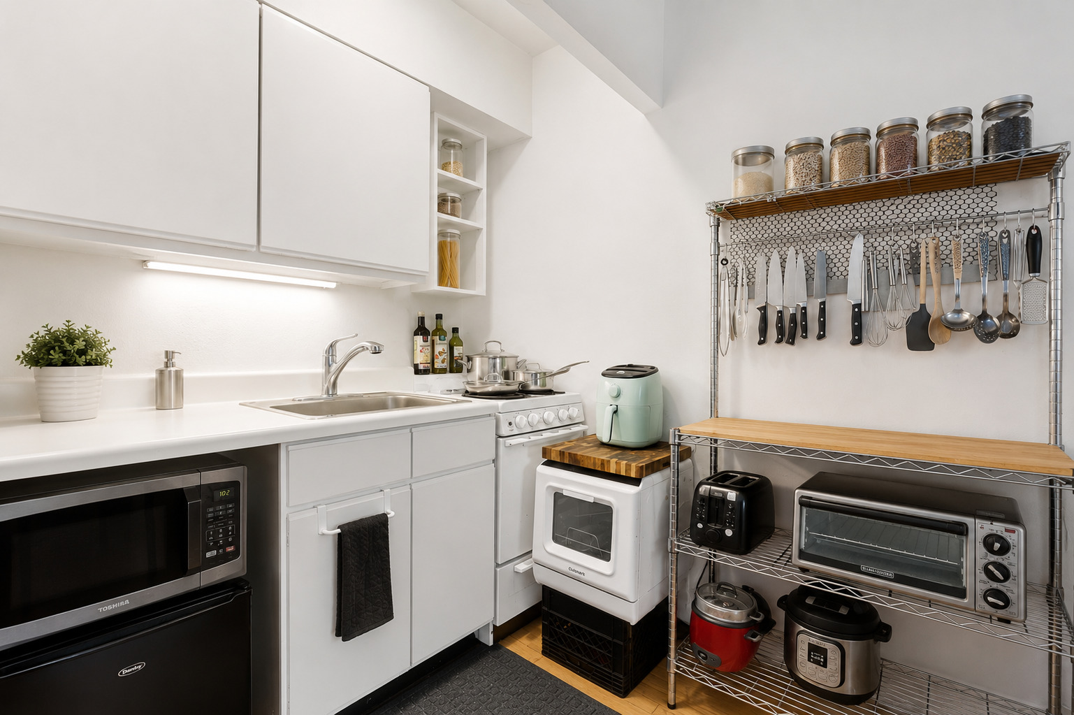 235 West Eugenie Street Chicago IL 60614