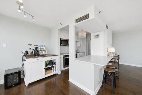10 East Ontario Street Chicago IL 60611