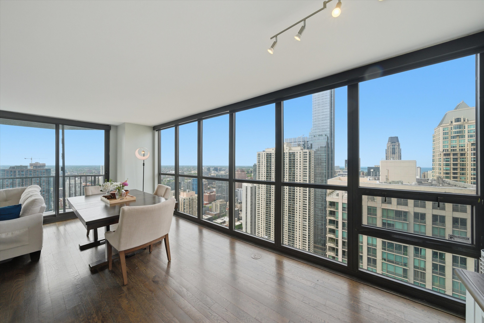 10 East Ontario Street Chicago IL 60611