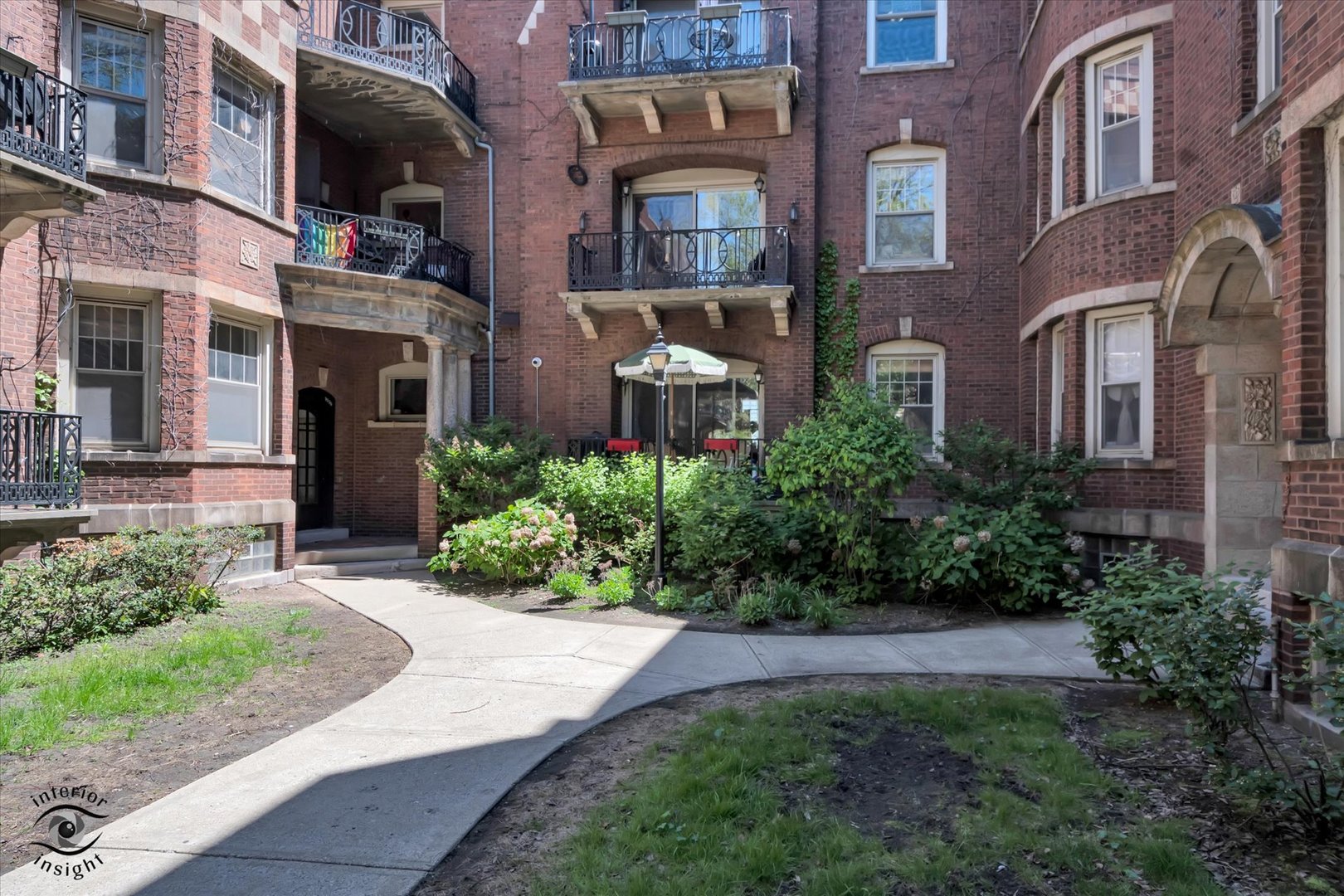 5335 South Harper Avenue Chicago IL 60615