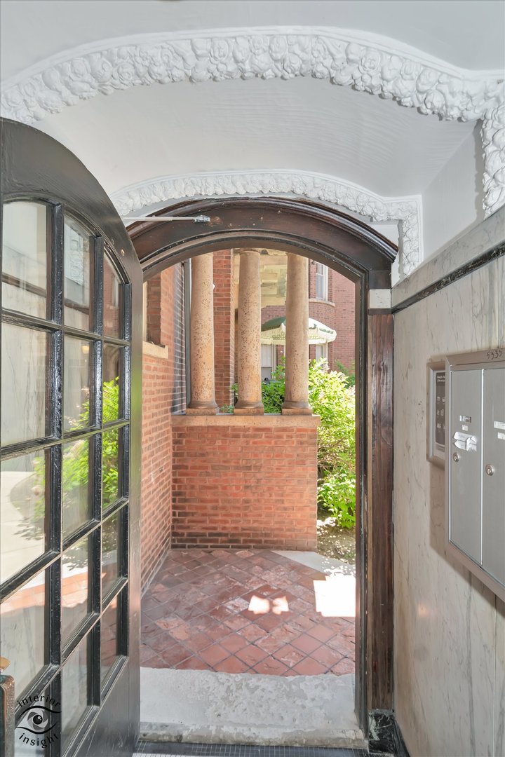 5335 South Harper Avenue Chicago IL 60615