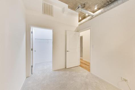 1070 West 15th Street Chicago IL 60608