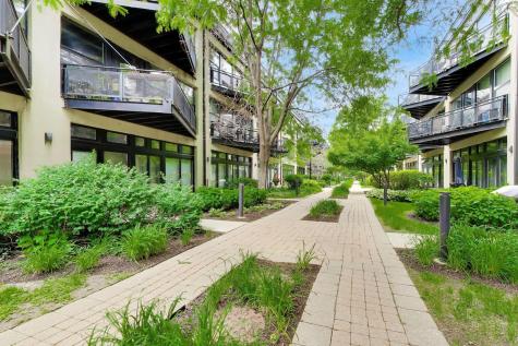 1070 West 15th Street Chicago IL 60608