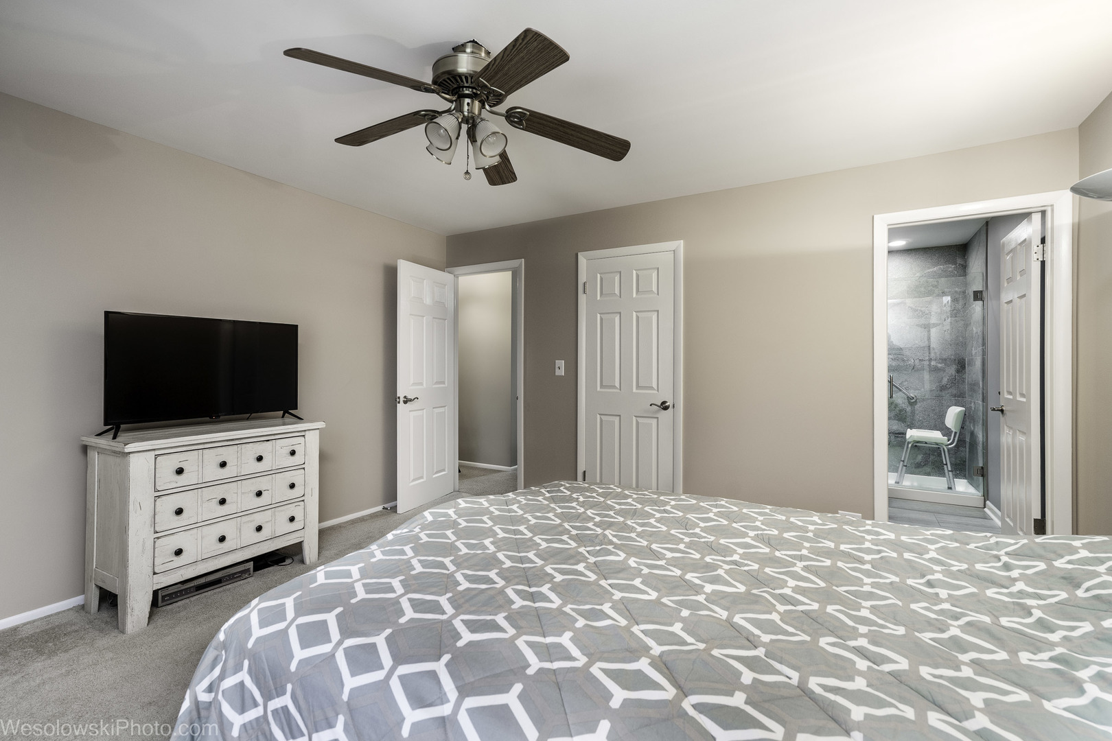 2950 Northampton Drive Rolling Meadows IL 60008