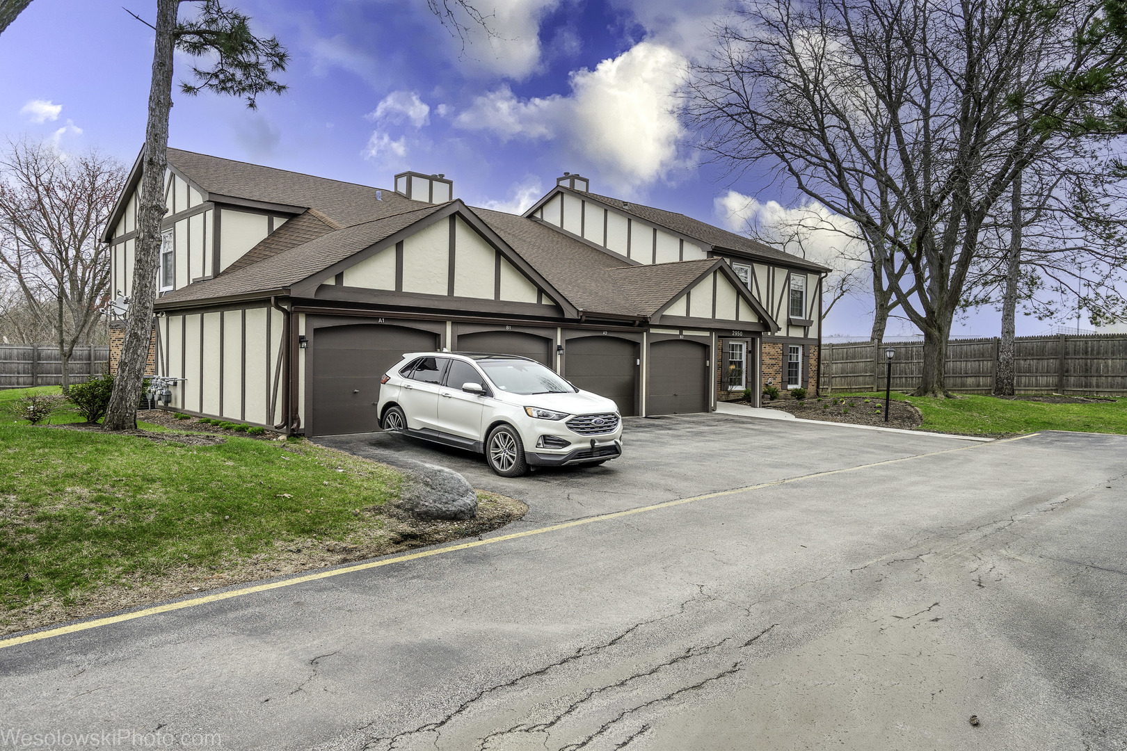 2950 Northampton Drive Rolling Meadows IL 60008