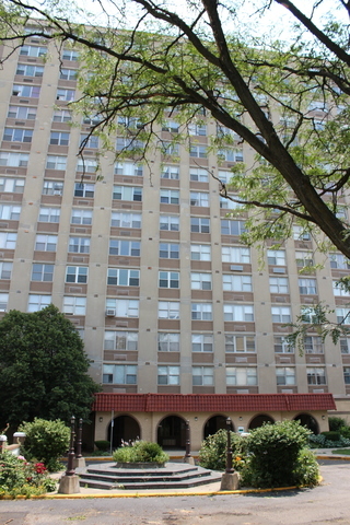 4300 West Ford City Drive Chicago IL 60652