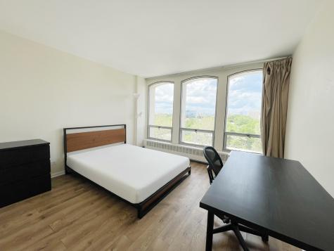 1401 East 55th Street Chicago IL 60615