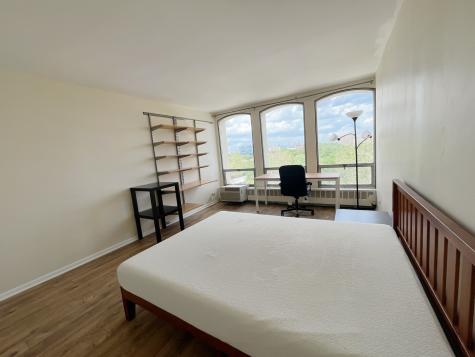 1401 East 55th Street Chicago IL 60615