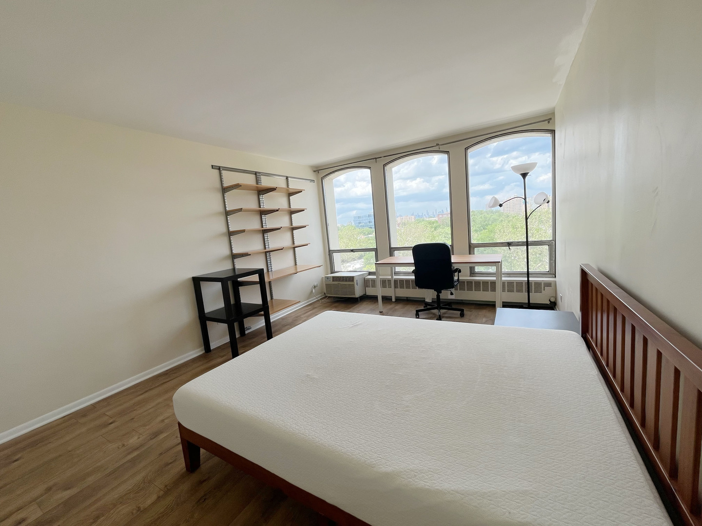 1401 East 55th Street Chicago IL 60615