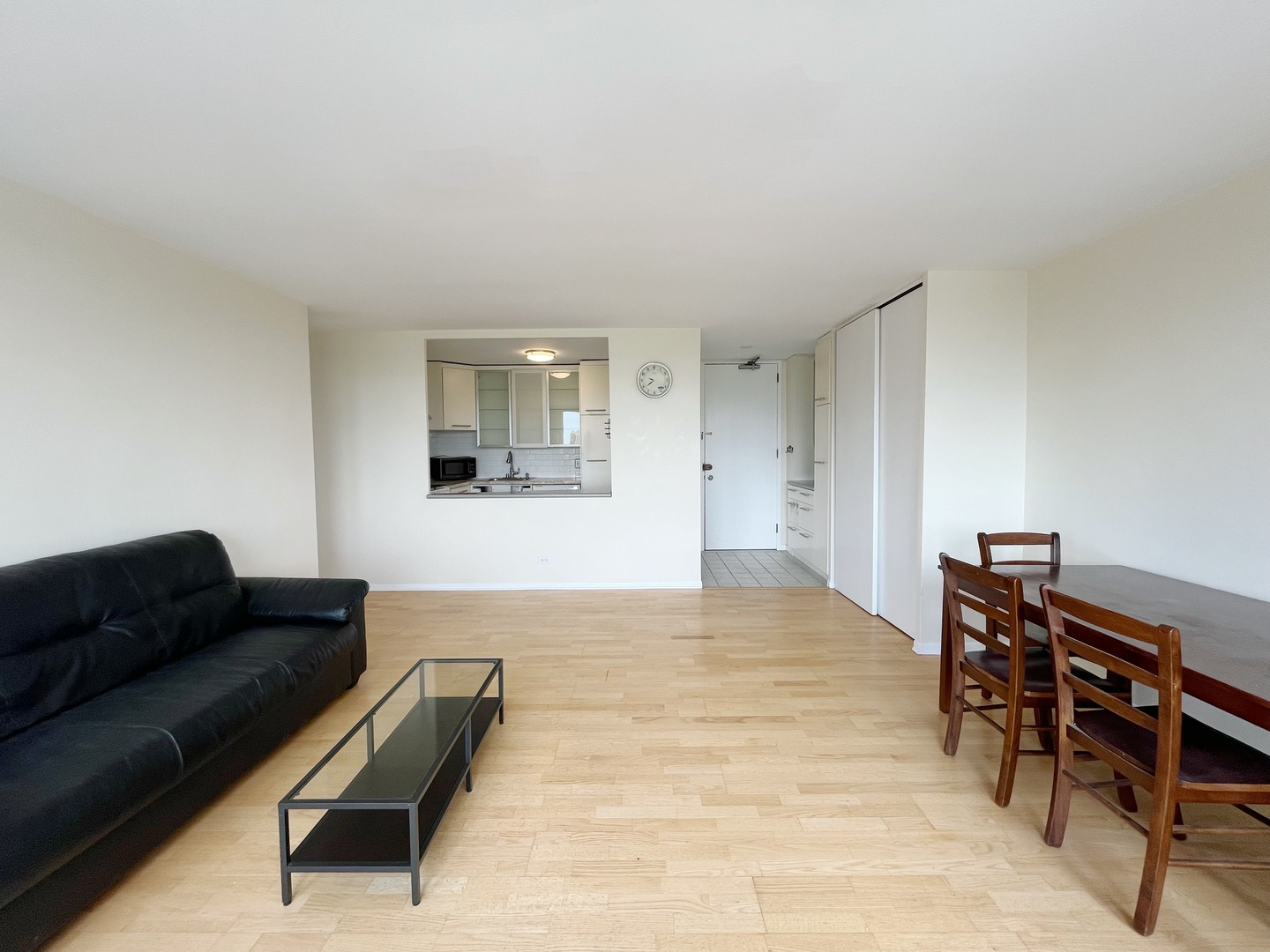 1401 East 55th Street Chicago IL 60615