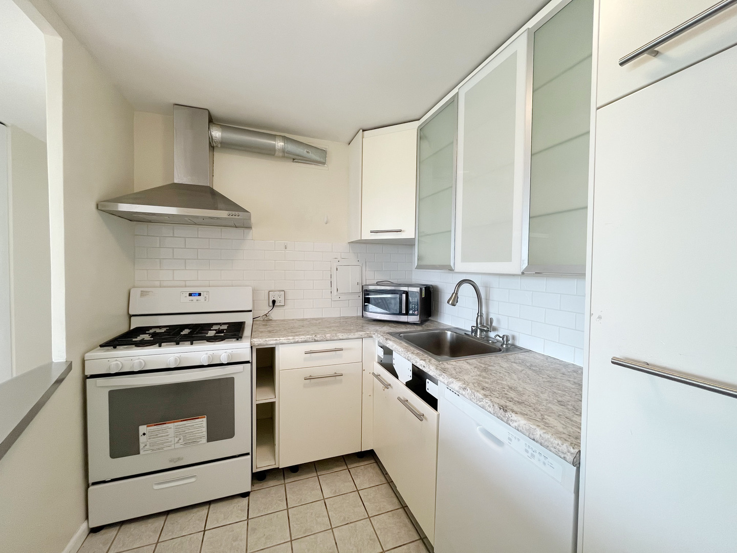 1401 East 55th Street Chicago IL 60615