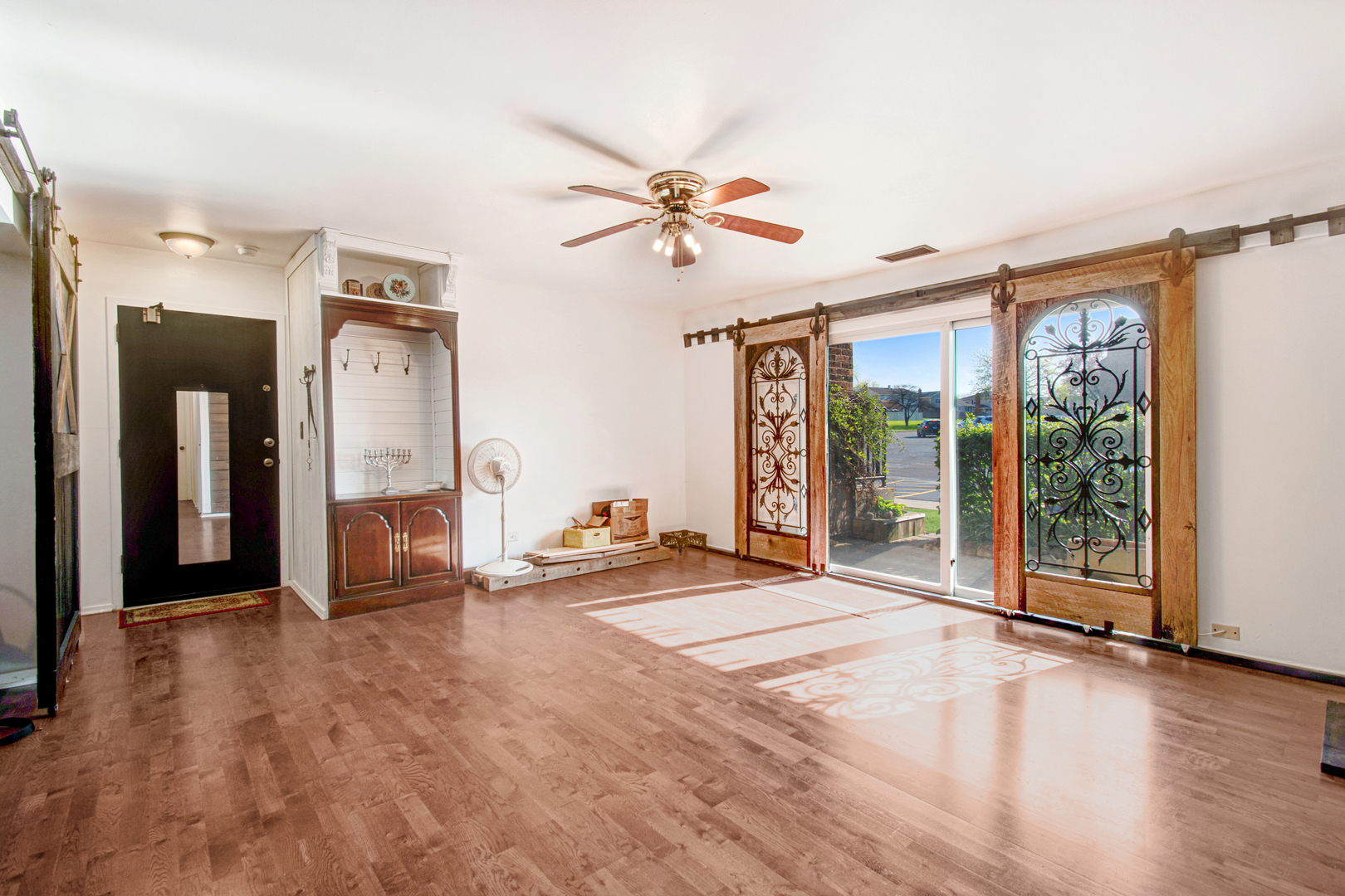 721 Tipperary Court Schaumburg IL 60193