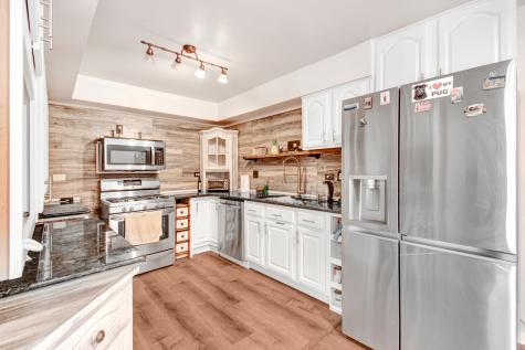 721 Tipperary Court Schaumburg IL 60193
