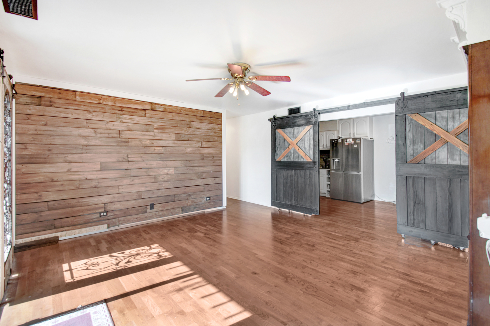 721 Tipperary Court Schaumburg IL 60193