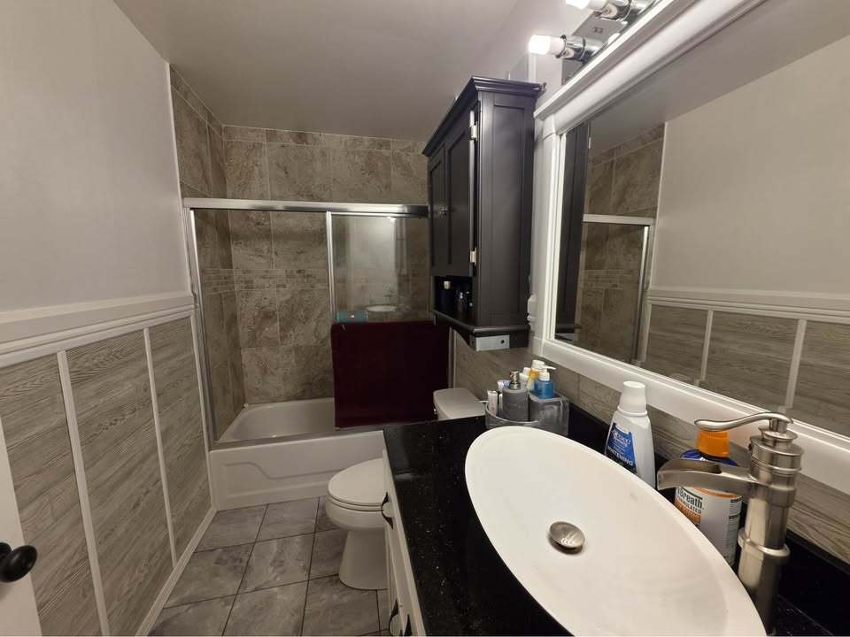 721 Tipperary Court Schaumburg IL 60193
