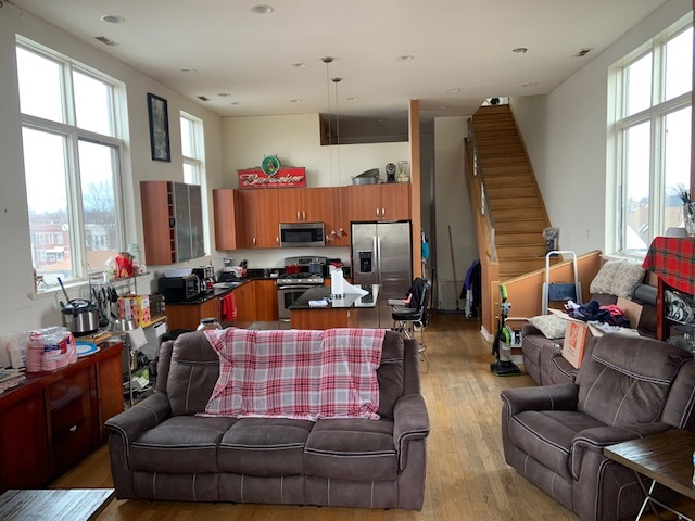 3711 South Damen Avenue Chicago IL 60609