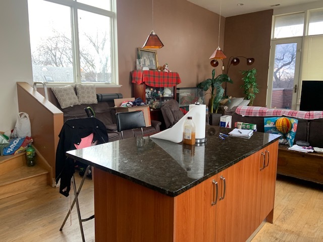 3711 South Damen Avenue Chicago IL 60609