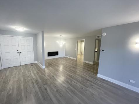 121 South Spruce Avenue Wood Dale IL 60191