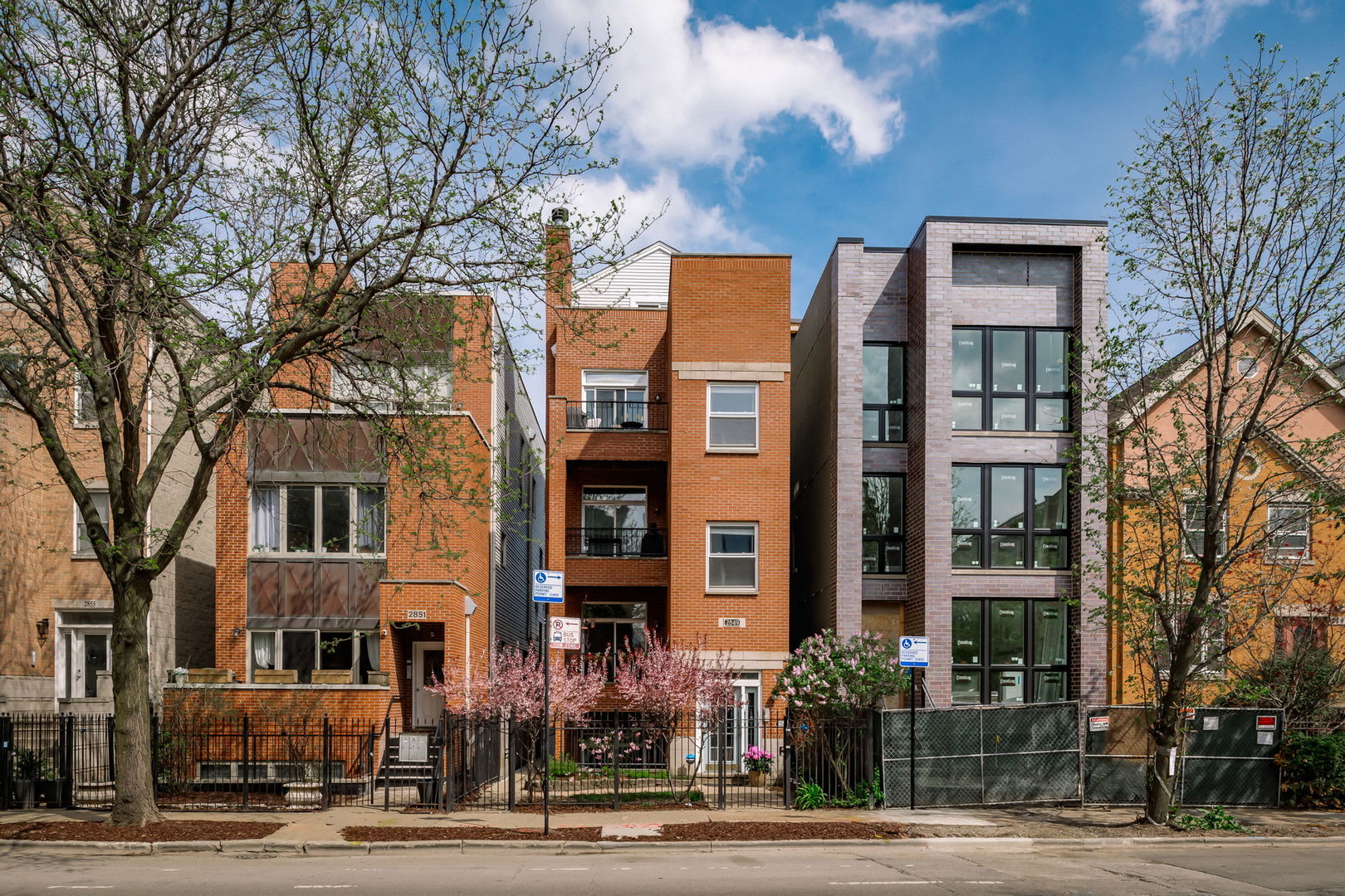 2849 North Damen Avenue Chicago IL 60618