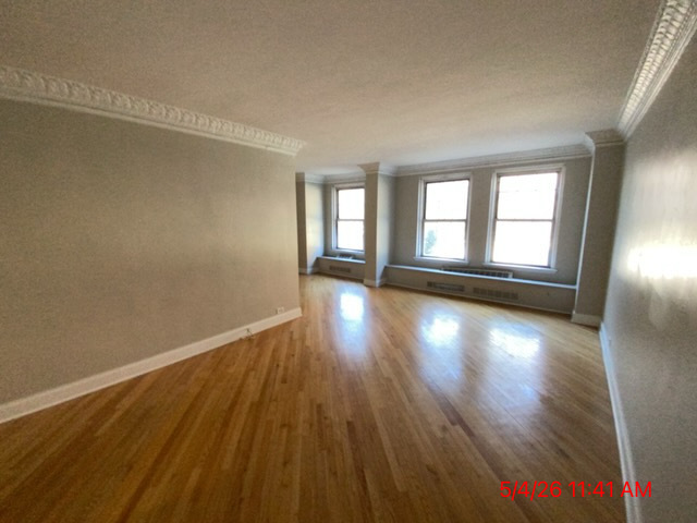 6101 North Sheridan Road Chicago IL 60660