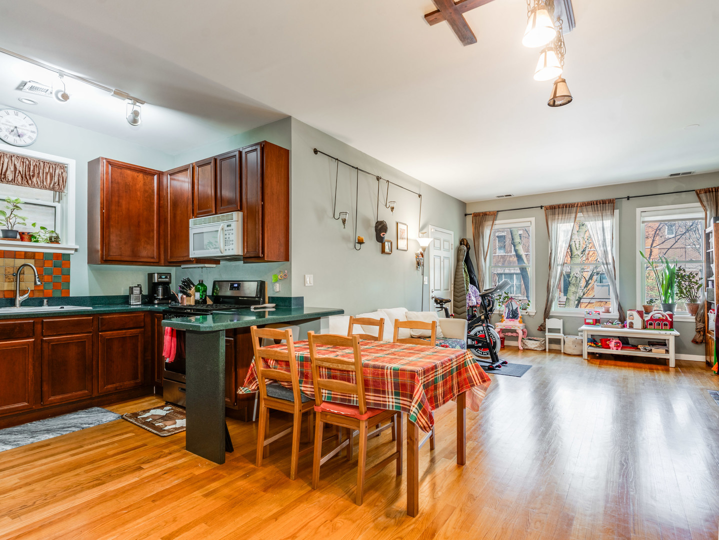 1335 West Fillmore Street Chicago IL 60607