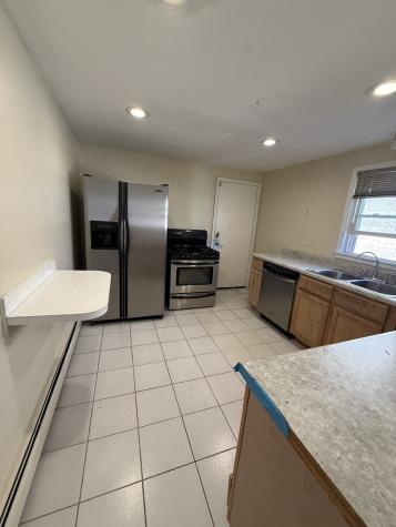 8748 West Berwyn Avenue Chicago IL 60656