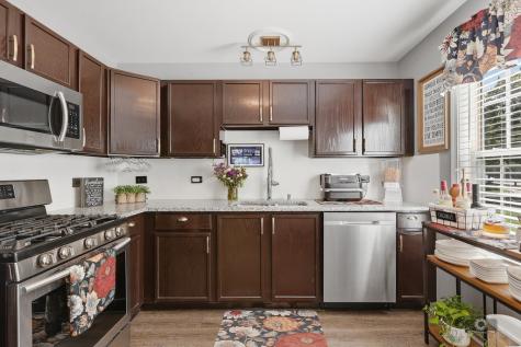 2904 Bartlett Court Naperville IL 60564