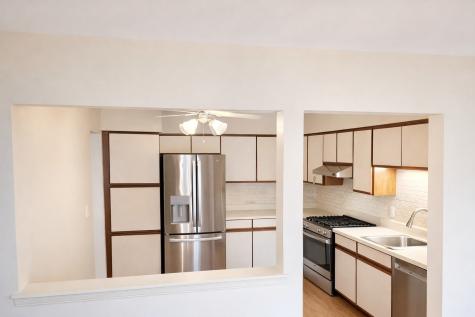922 Little Falls Court Elk Grove Village IL 60007