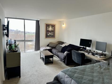 1555 North Dearborn Parkway Chicago IL 60610