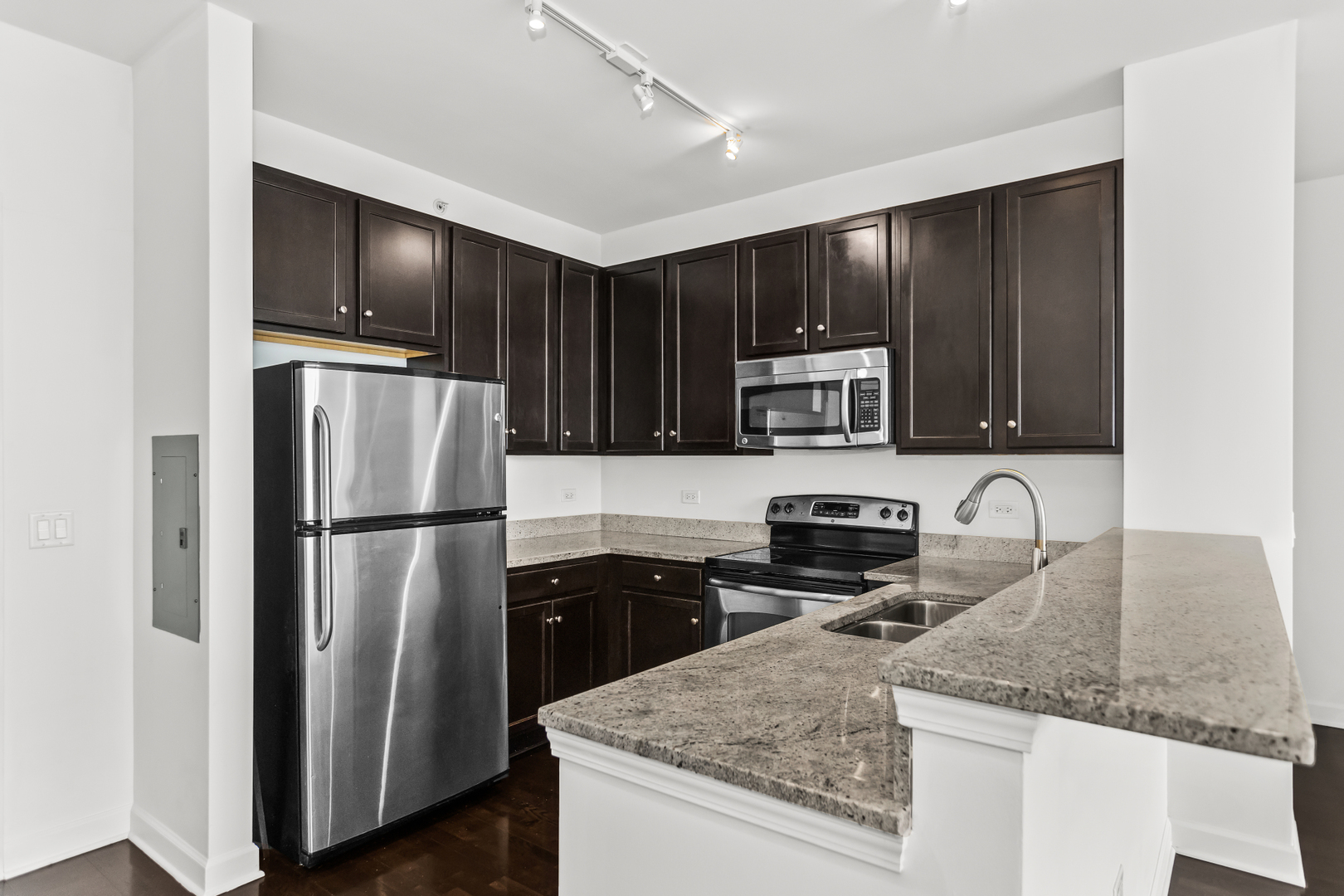 1901 South Calumet Avenue Chicago IL 60616