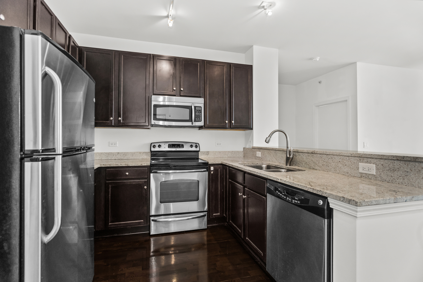 1901 South Calumet Avenue Chicago IL 60616