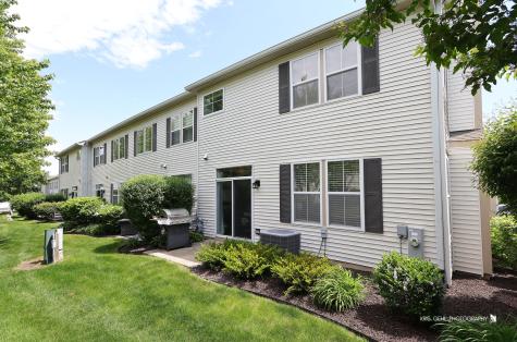 2888 Falling Waters Drive Lindenhurst IL 60046