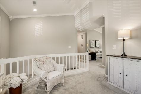 669 Golf Lane Lake Barrington IL 60010