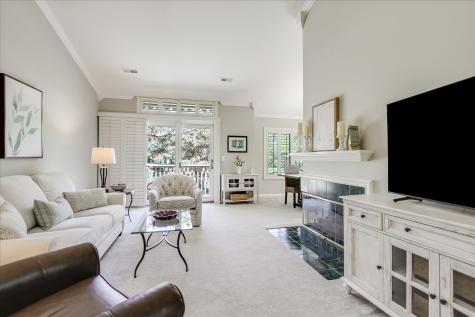 669 Golf Lane Lake Barrington IL 60010