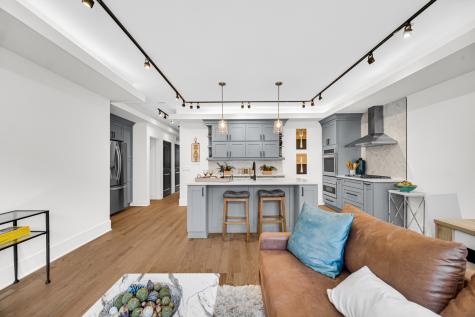 3107 South Giles Avenue Chicago IL 60616